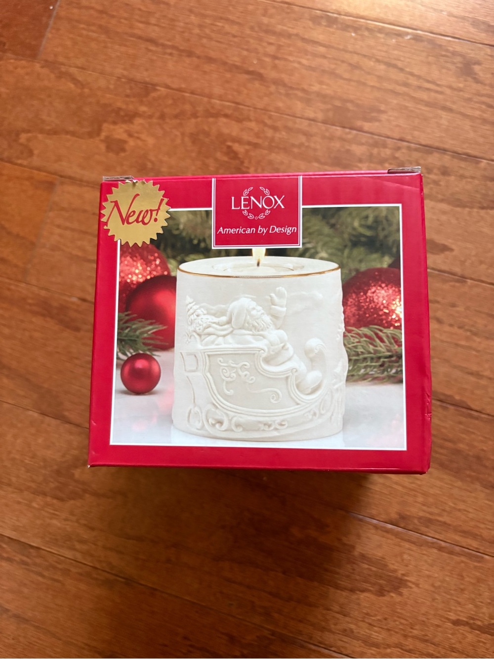 Lenox White Ceramic Holiday Sleigh Candle Holder with Gold Trim NWOT